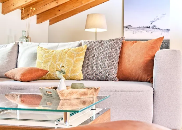 Apartament Stilvolles, Gepflegtes 5ferienloft Am Chiemsee, Balkon Übersee