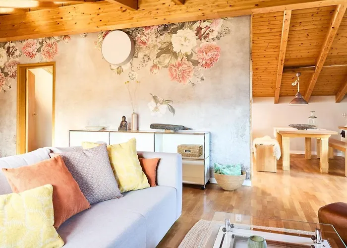 Stilvolles, Gepflegtes 5Ferienloft Am Chiemsee, Balkon Daire *