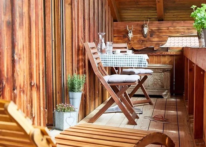 Stilvolles, Gepflegtes 5Ferienloft Am Chiemsee, Balkon Übersee