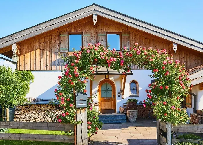 Stilvolles, Gepflegtes 5Ferienloft Am Chiemsee, Balkon Daire Übersee